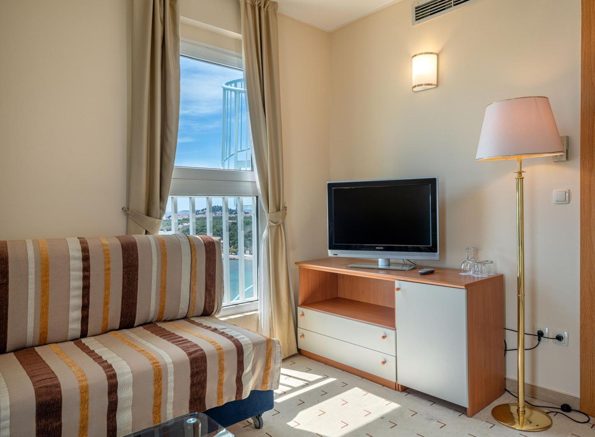 Hotel Punta Vodice Ngoại thất bức ảnh