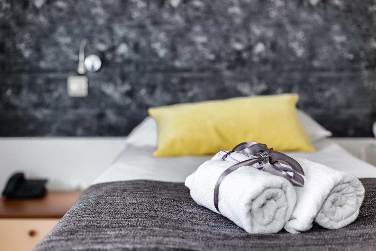 Hotel Punta Vodice Ngoại thất bức ảnh